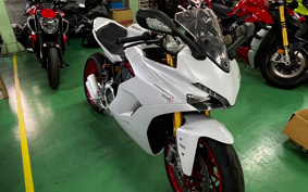 DUCATI SUPER SPORT 2018 VA01