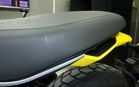 DUCATI SCRAMBLER ICON 2025