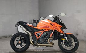 KTM 1390 SUPER  DUKE R EVO V3940