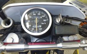 SUZUKI TS200R
