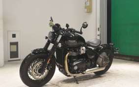 TRIUMPH BONNEVILLE BOBBER 2022