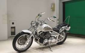 YAMAHA DRAGSTAR 400 2002 VH01J