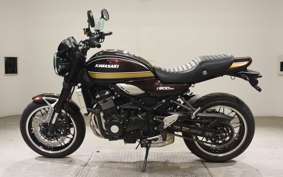 KAWASAKI Z900RS 2026 ZR900K