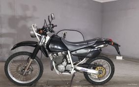SUZUKI DR250R SJ45A