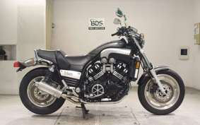 YAMAHA VMAX 2001