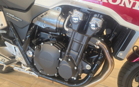 HONDA CB1300 SUPER  BOL DOR ABS 2025 SC54