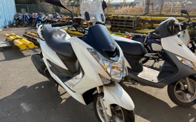 YAMAHA MAJESTYS SG28J