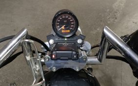 HARLEY XL883 CAM