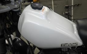 YAMAHA TW225 DG09J