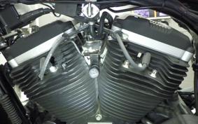 HARLEY XL883R 2005