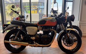 TRIUMPH BONNEVILLE T100 2022 DAD70G