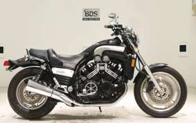 YAMAHA VMAX 2000