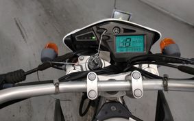 YAMAHA SEROW 250 DG17J