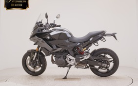 BMW F900XR 2025