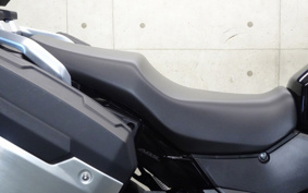 SUZUKI STROM 250 DS11A