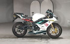 TRIUMPH DAYTONA 675 R 2011 TMD116