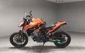 KTM 890 DUKE TU940