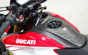 DUCATI  DUCATI  HYPERMOTARD 939SP 2016 BA01