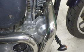 HARLEY XL883 2004