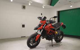 DUCATI HYPERMOTARD 820 2014