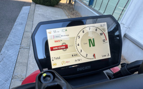 DUCATI STREET FIGHTER V2S 2026 3000