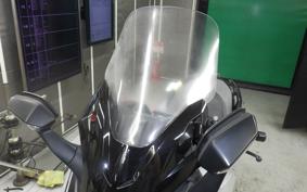 HONDA FORZA 250 MF17