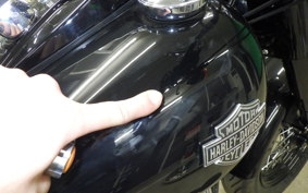 HARLEY FLS 1580 2015