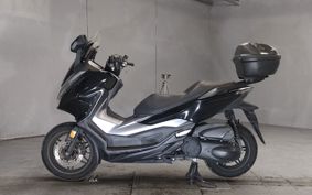 HONDA FORZA MF13