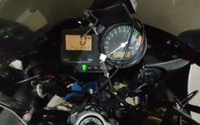 YAMAHA YZF-R1 1998 RN01