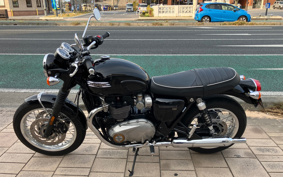 TRIUMPH  TRIUMPH  BONNEVILLE T120 2022 DAD75H