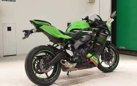 KAWASAKI ZX-25R 1999 ZX250E