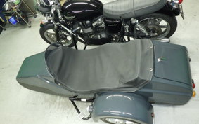TRIUMPH BONNEVILLE サイドカ- 2010