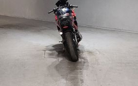 YAMAHA YZF R-3 2016 RH06