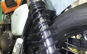 TRIUMPH BONNEVILLE T100 2023
