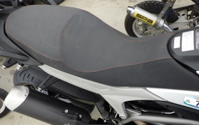 DUCATI HYPERSTRADA 820 2014