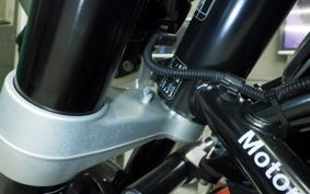 BMW R12 2025