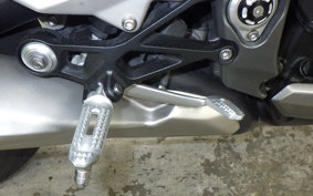 TRIUMPH STREET TRIPLE RS 2021