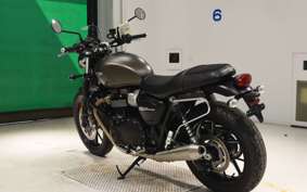TRIUMPH STREET TWIN