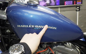 HARLEY XL883L 2005