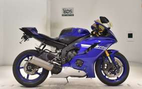 YAMAHA YZF-R6 2018