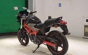 HONDA VTR 250 Gen. 2 MC33