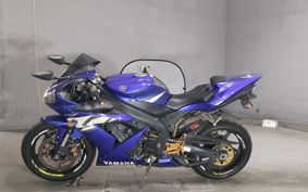 YAMAHA YZF-R1 2004 RN13