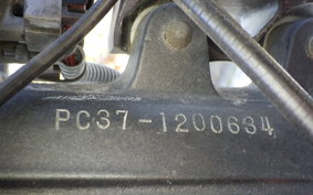 HONDA CBR600RR GEN 2 2005 PC37
