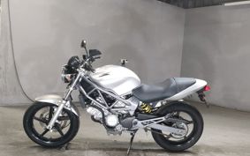HONDA VTR 250 MC33