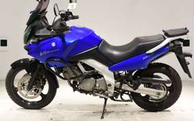 SUZUKI Vｽﾄﾛｰﾑ650 2005