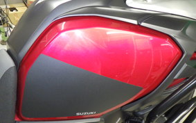 SUZUKI Vｽﾄﾛｰﾑ1000A 2015 VU51A