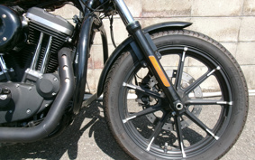 HARLEY XL883N 2017 LE2