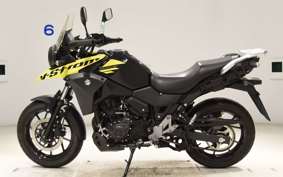 SUZUKI Vｽﾄﾛｰﾑ250A