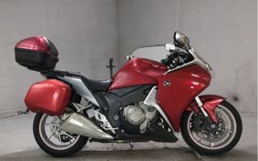 HONDA VFR1200F SC63