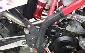 BETA クロス TRE ーナー250 2023